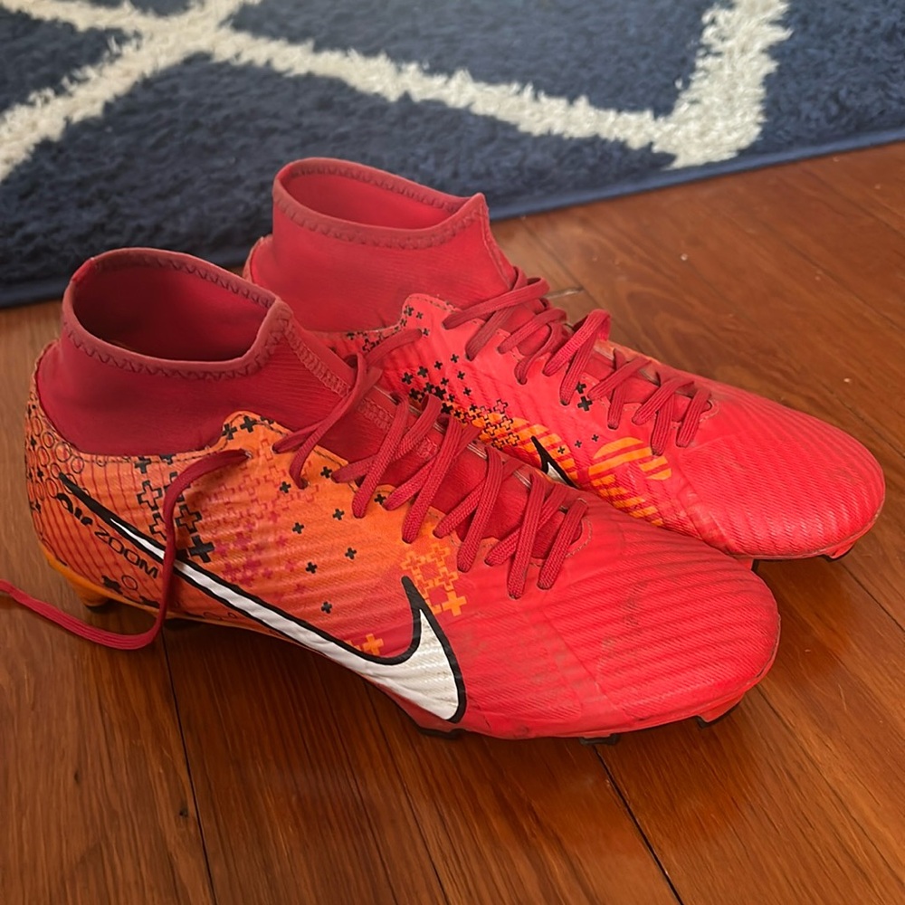Mercurial Superfly Air Zoom Soccer Cleats
